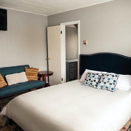 Charming French Studio Apartment Laramie Extérieur photo